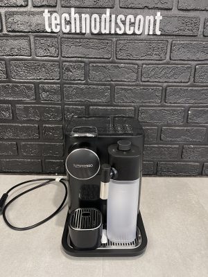 Кавоварка капсульна Nespresso De'Longhi EN640